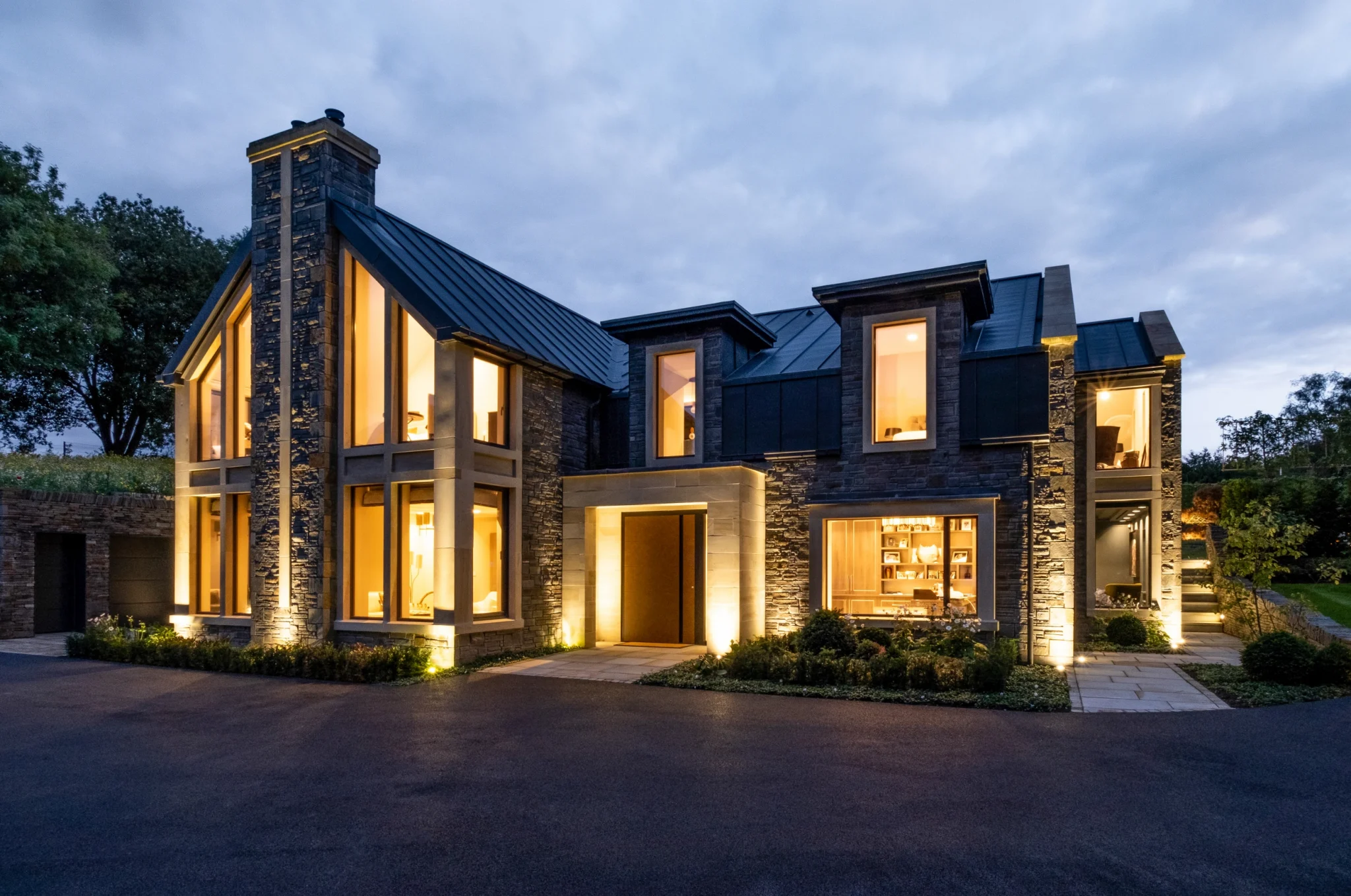 aston-house-02