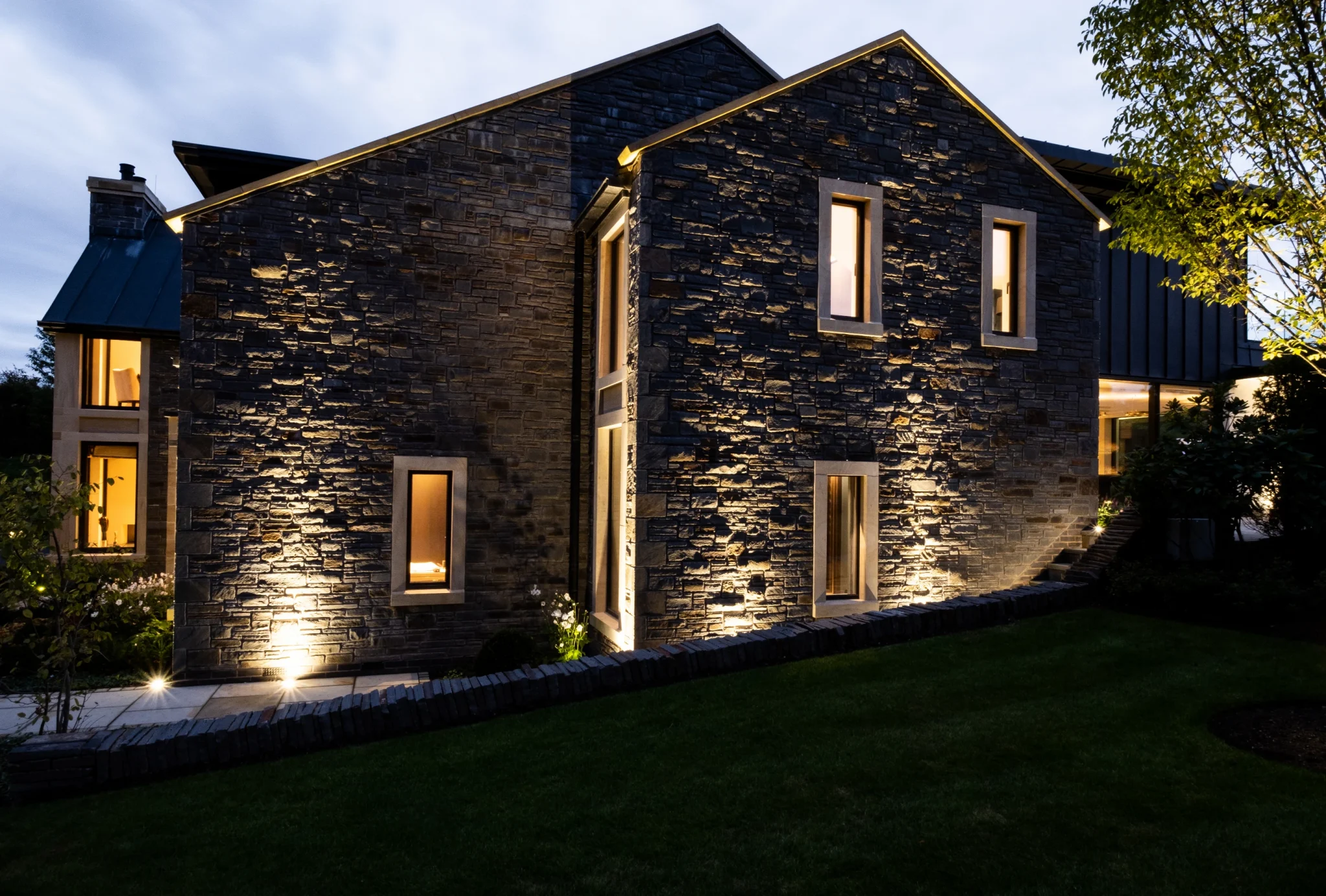 aston-house-05