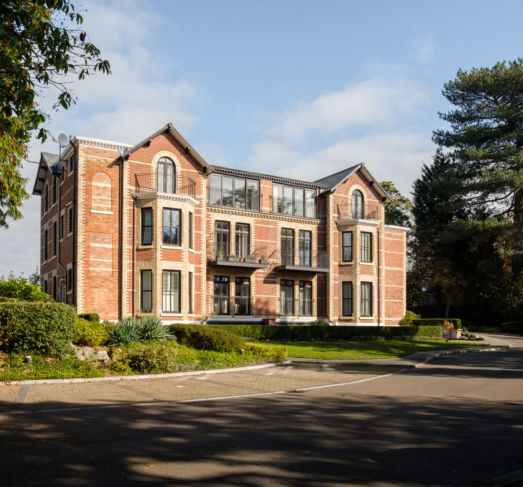 2018-09-26_2018-09-26_NC Architecture_Wilmslow_6595-Pano