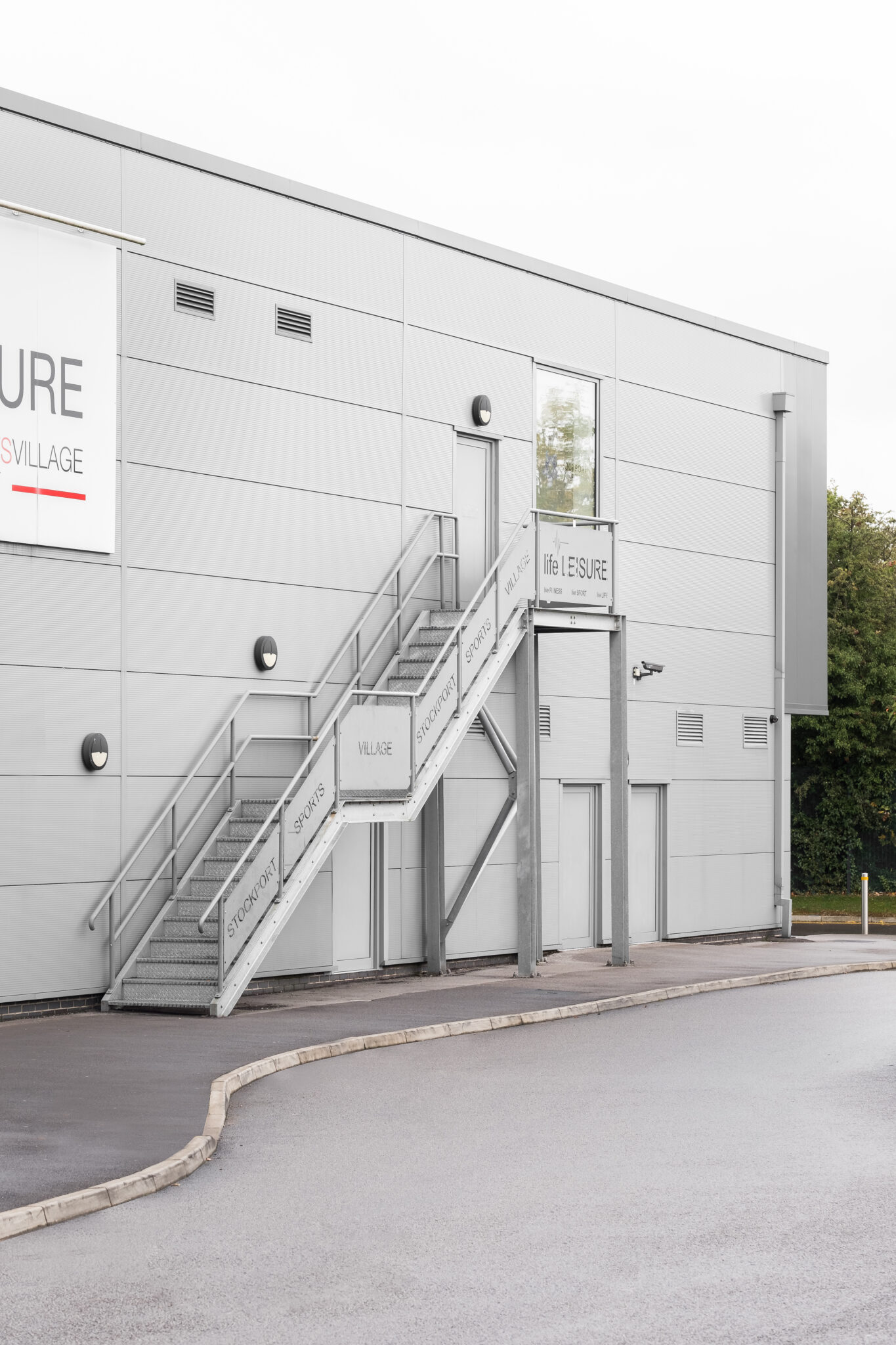 2018-10-15_NC Architecture_Woodley Sports Centre_0134-Edit